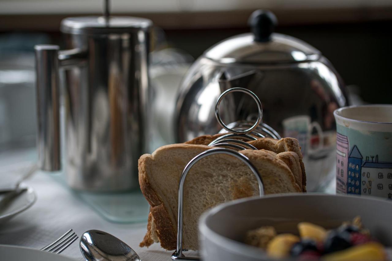 Jedburgh Guest House คลีทอร์ปส์ ภายนอก รูปภาพ