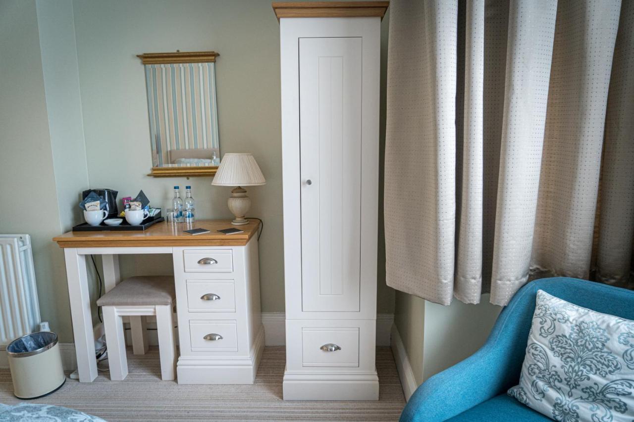 Jedburgh Guest House คลีทอร์ปส์ ภายนอก รูปภาพ
