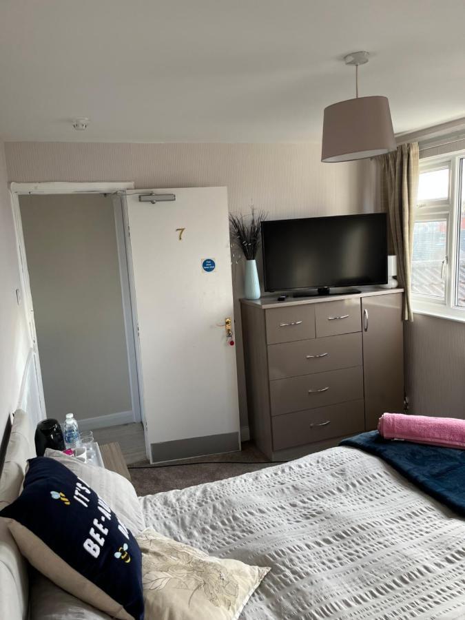 Jedburgh Guest House คลีทอร์ปส์ ภายนอก รูปภาพ